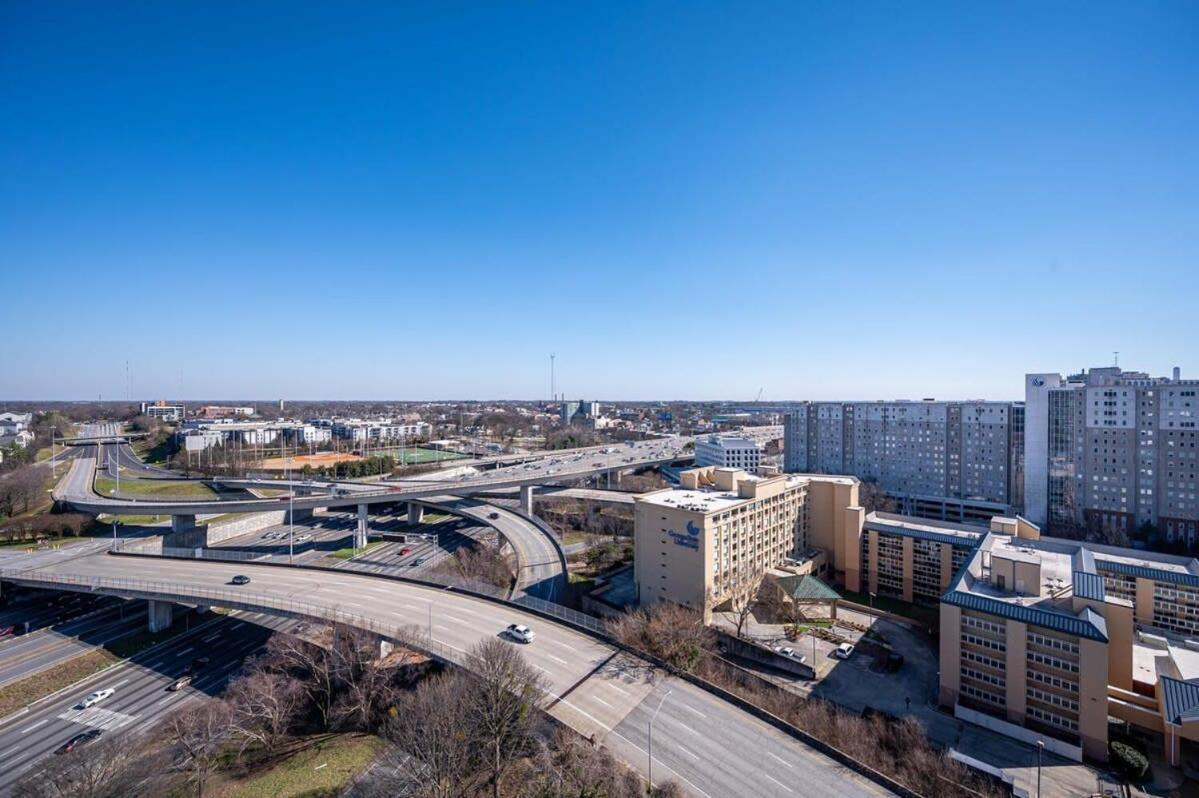 Downtown! City View! High Rise! Lm904
