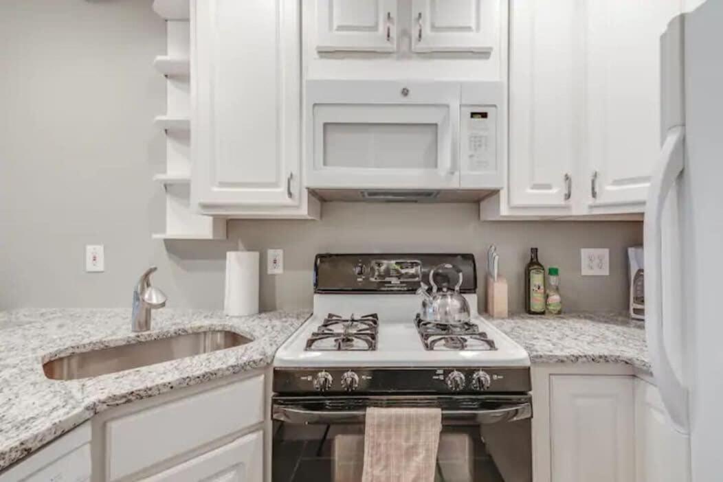 Holiday home Downtown! City View! High Rise! Lm904