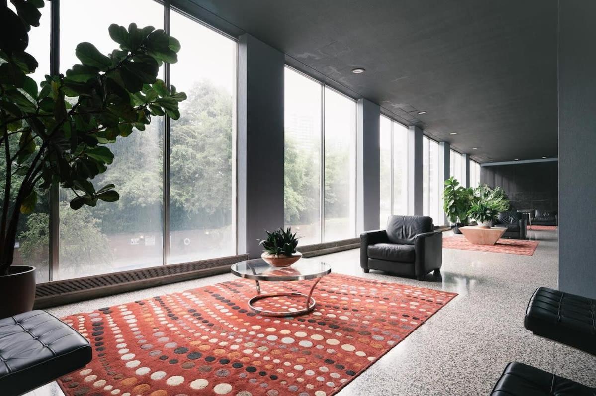 Holiday home Downtown! City View! High Rise! Lm904